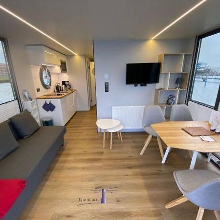 Hausboot Fjord Vela Mit Biosauna In Barth Exterior photo